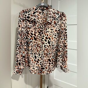 Ann Taylor Leopard Print Shirt. Size Medium Petite.Pre Owned Excellent Condition